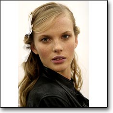 Click here to view beautiful Anne Vyalitsyna internetrends portfolio